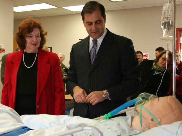 CSI has a new state-of-the-art nursing simulation lab, thanks to NYS Senator Andrew Lanza  