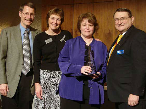 CSI Prof Receives Prestigious Technology Award.